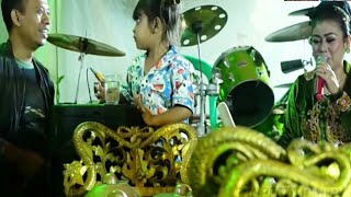 LAGU GAMELAN SANDIWARA DWI WARNA LARA ATI /UGAL UGALAN LIVE DS GUNUNGSARI BLOK BOJONG LOA