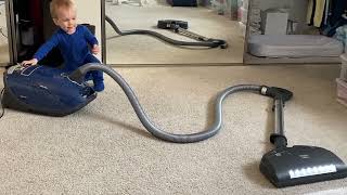 Henrik Studies the Vacuum