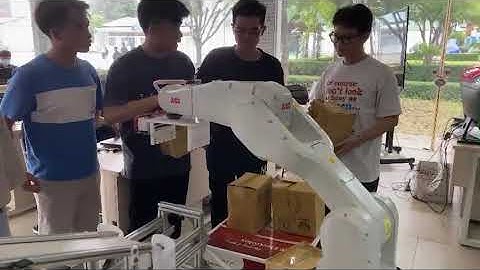Vận hành Robot ABB và qui trình sản xuất nước đóng chai
