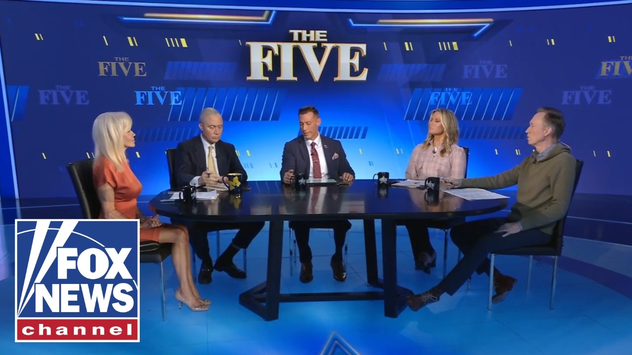 Martha MacCallum: Iran, Houthis CANNOT Control 2 Major Waterways