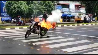 Royal Enfield Bullet Blast in Signal | Trivandrum