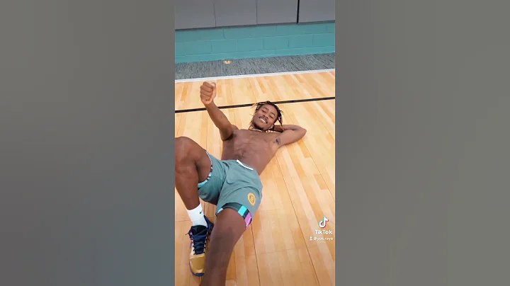 HOW YOU HOOP WHEN JORDAN POOLE IS YOUR FAVORITE PL...