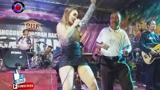 SINTYA RISKE -konco turu _PANGGUNG BERGOYANG