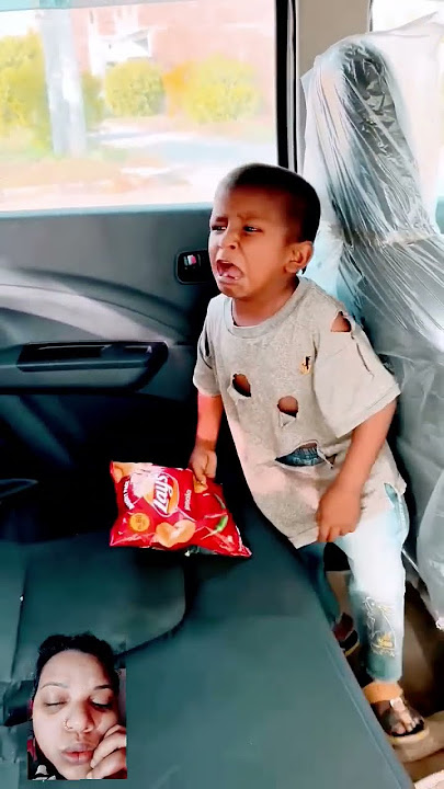 are baccha kyon ro Raha hai #baby #comedy #watch full video #funny #lays🥰🥰🥰🤣🤣🤣🥀🌹