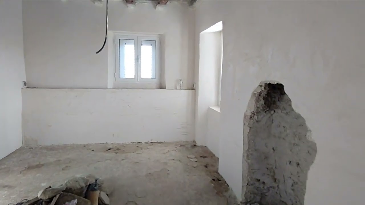 MAISON A RESTAURER EN CORSE