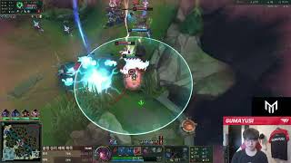 T1 Gumayusi's insane synergy with Fredit Brion Botlane Duo (ft. Hena & Delight) | Stream Highlights