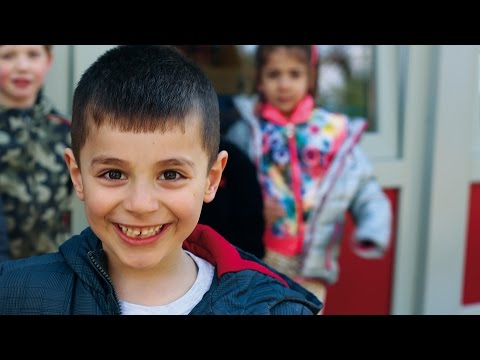 Video: Kampagne Zur Unterstützung Von Kindern Mit Migrationshintergrund An Der Grenze