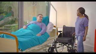 Les tutos d'Esther et Philippe : Transfert manuel du lit au fauteuil roulant