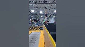 Pullover 180 to handstand #trampwall