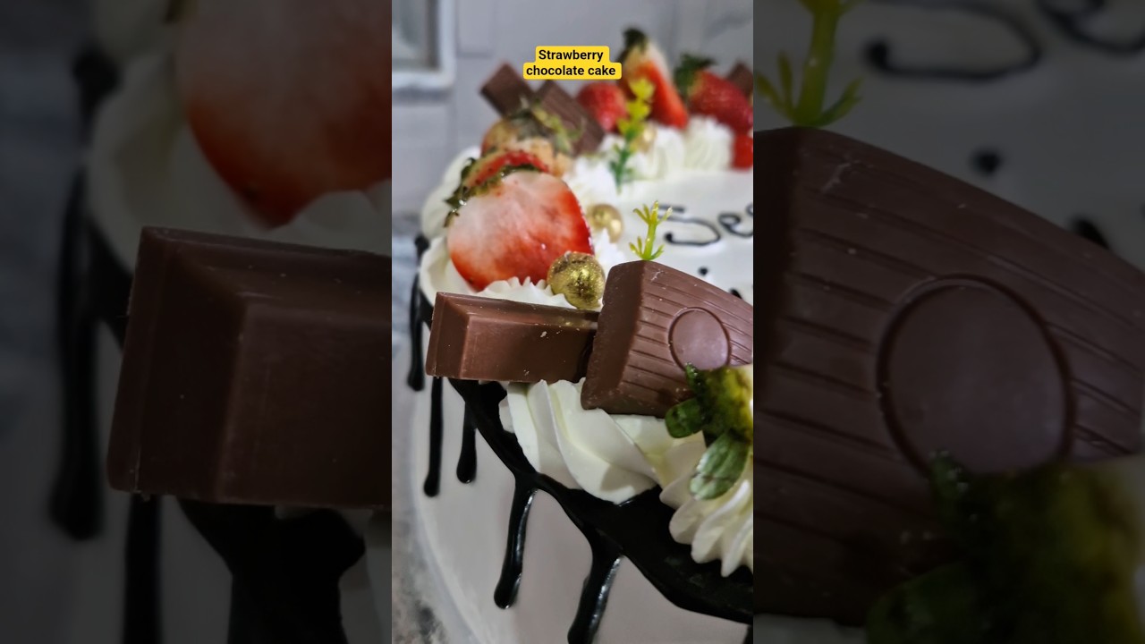 chocolate strawberry cake🍫🍓🎂 