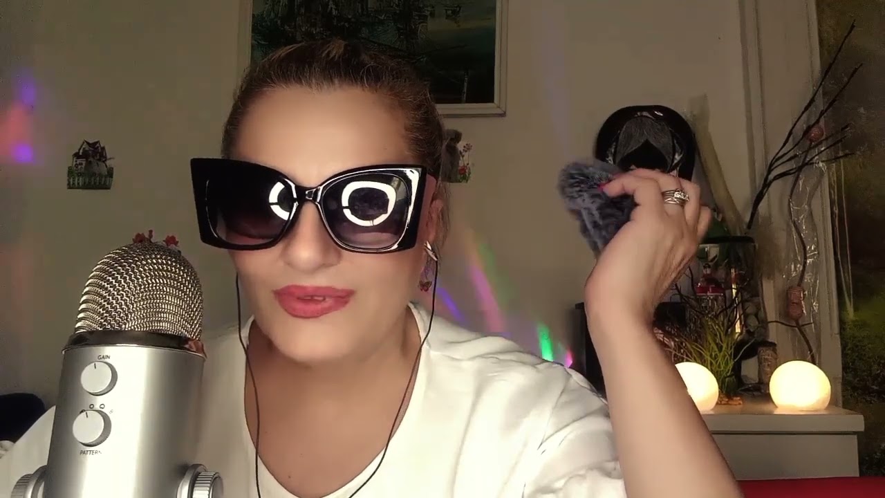 Asmr in Română 🇷🇴[Împărtășesc lucruri cu voi]💥(Soft Spoken)