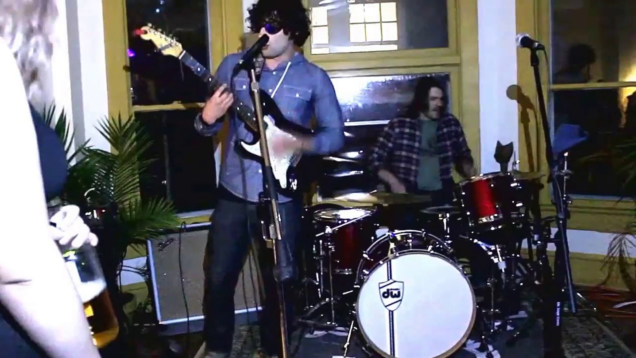 The Crashlanders Live at 96e Columbus Ohio DIY Venue 03.10.17