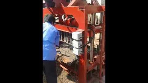 test video to customer Manual type block machine for different moulds