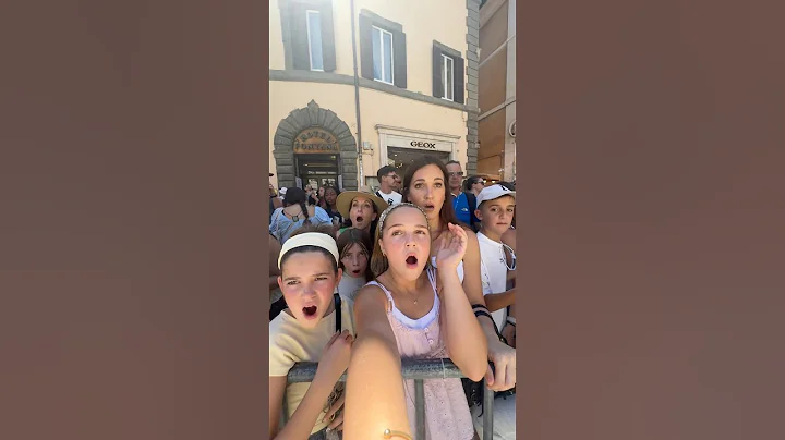 Moments in Rome 😱  #rome #italy #colosseum