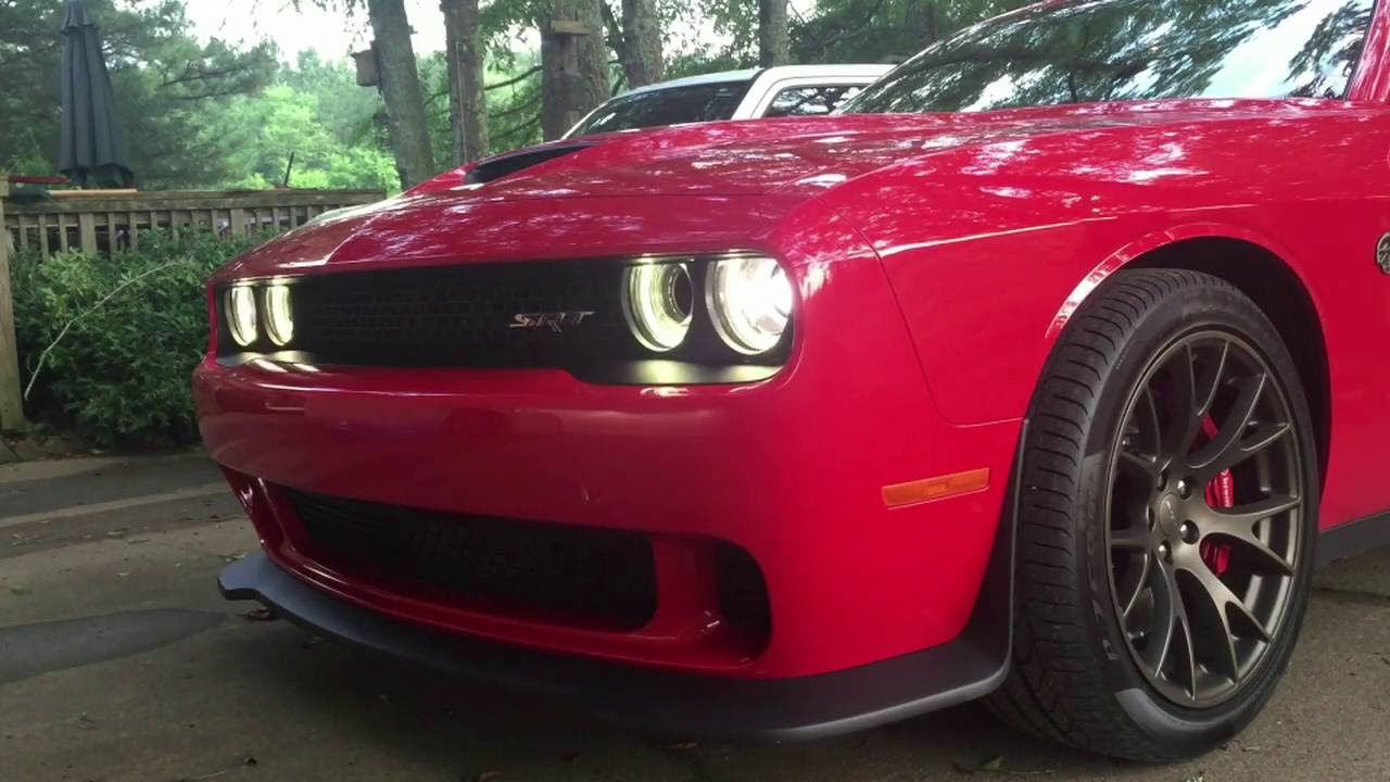 hellcat revving! YouTube