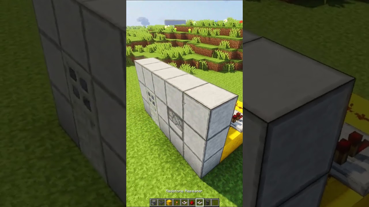 Minecraft: Keycard Lock Door 🔒 #shorts #minecraft