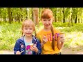 Настя и Вика развлекаются в парке. Экстрим в веревочном городке.