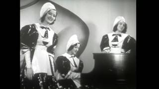 Video thumbnail of "Song & Dance  1934  (The Boswell Sisters & Russ Columbo)"