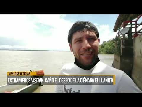 Extranjeros visitan caño El Deseo de la ciénaga El Llanito