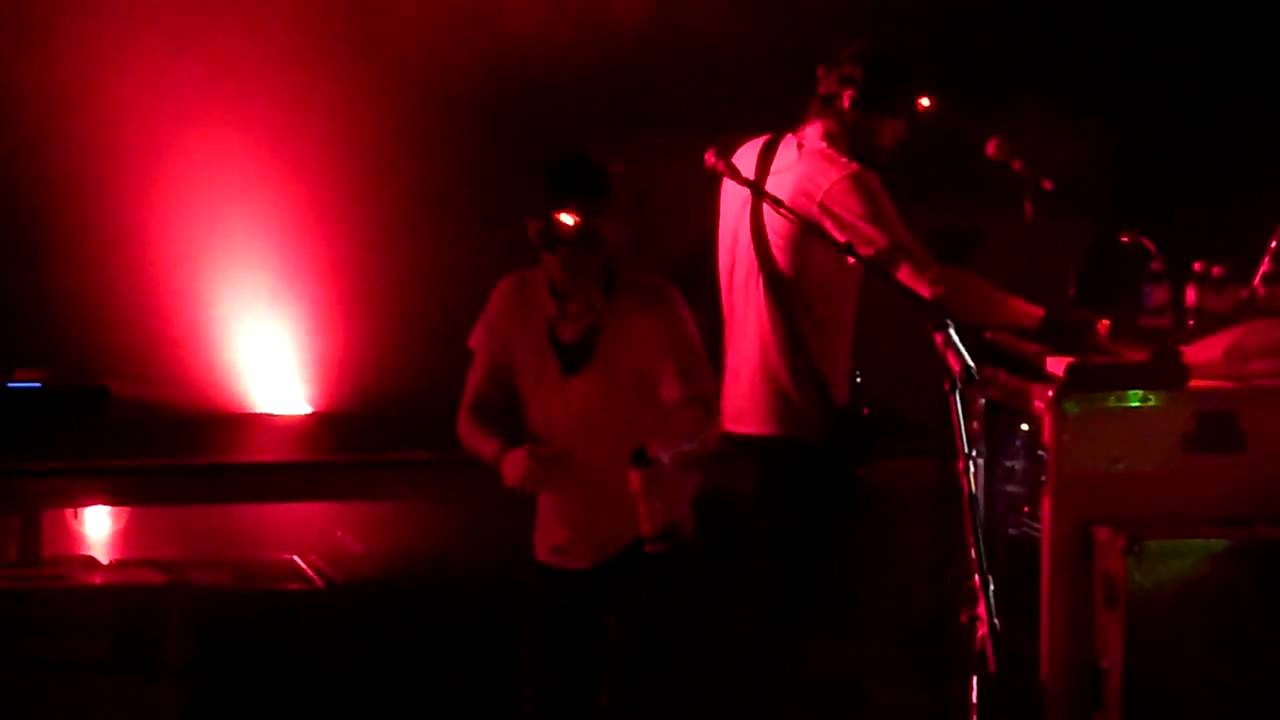 30 seconds to mars :: stranger in a strange land
