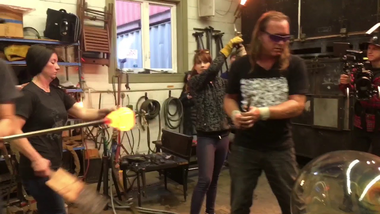 Glass artists Jerome Baker Designs attempt to make the world's largest