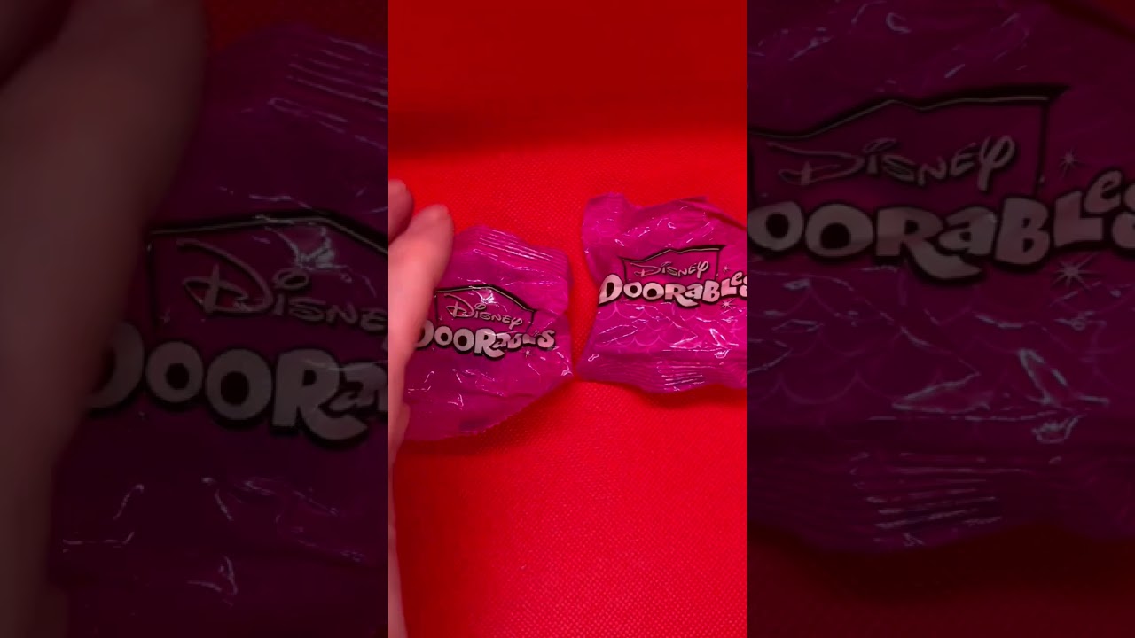 Disney Doorables Series 9 Mini Peek Opening