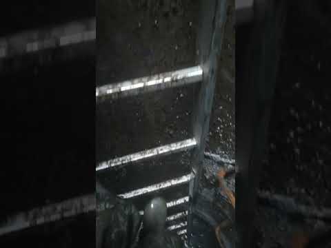 Спуск в канализационный коллектор