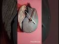 Orologio in legno con intaglio: design artigianale. #shorts