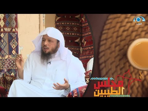يعطي أخته وخالته من راتبه شهريا وهذا اللي سووه له الشيخ سعد العتيق