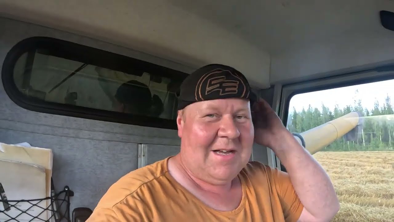 SAMPO ROSENLEW  2065*2 ja kauraa auringonlaskuun