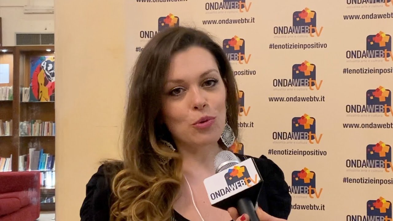 Artisti contro la guerra. Roberta Andreozzi al Comunale di Caserta