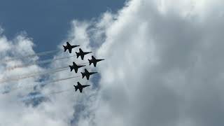 Blue Angels over Nashville headed for St Thomas West Resimi