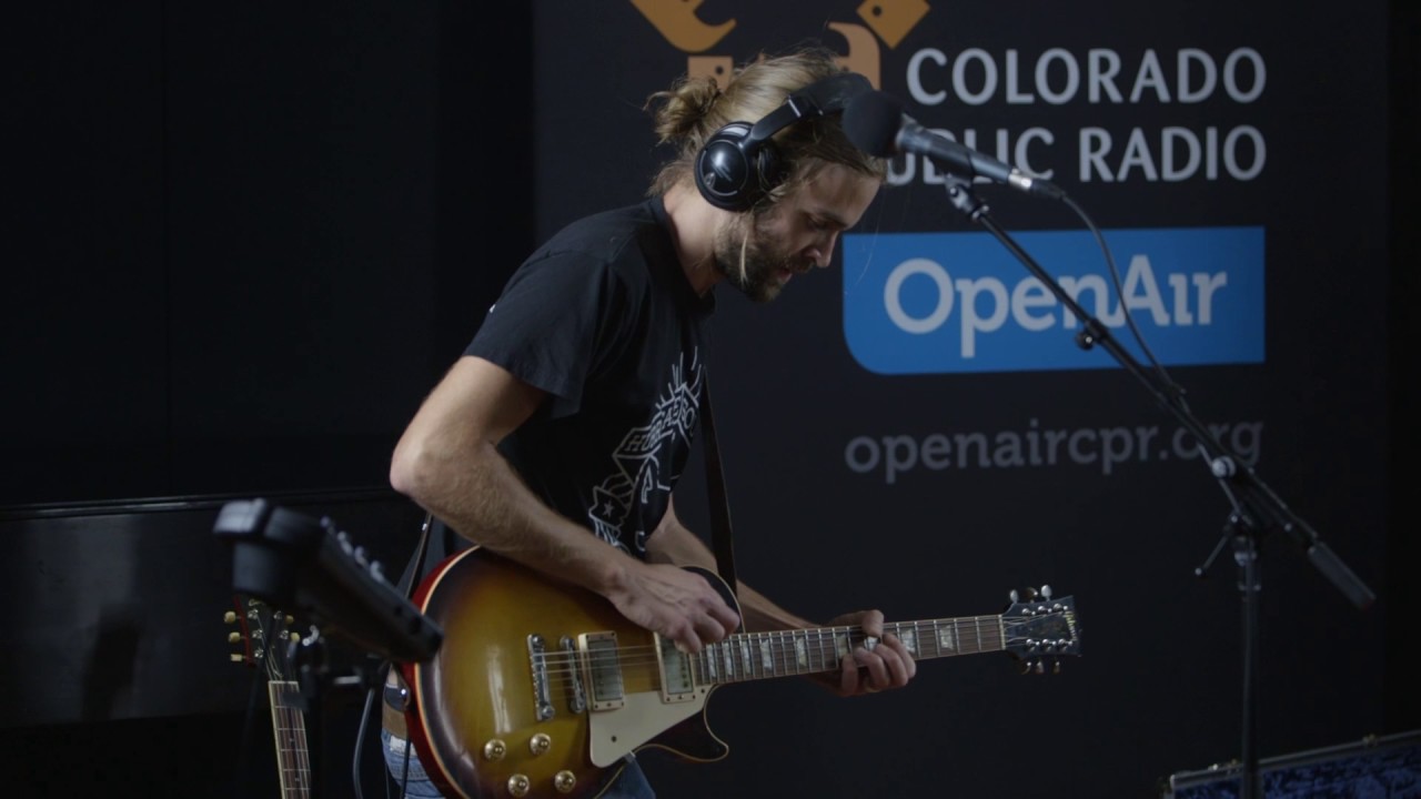 Obejrzyj Rose Hill Drive plays "Bad Design" at CPR's OpenAir w YouTube Obejrzyj Rose Hill Drive plays "Bad Design" at CPR's OpenAir w YouTube
