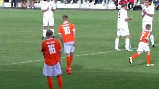BRETT ORMEROD KIDS GET A RUN OUT DURING TESTIMONIAL