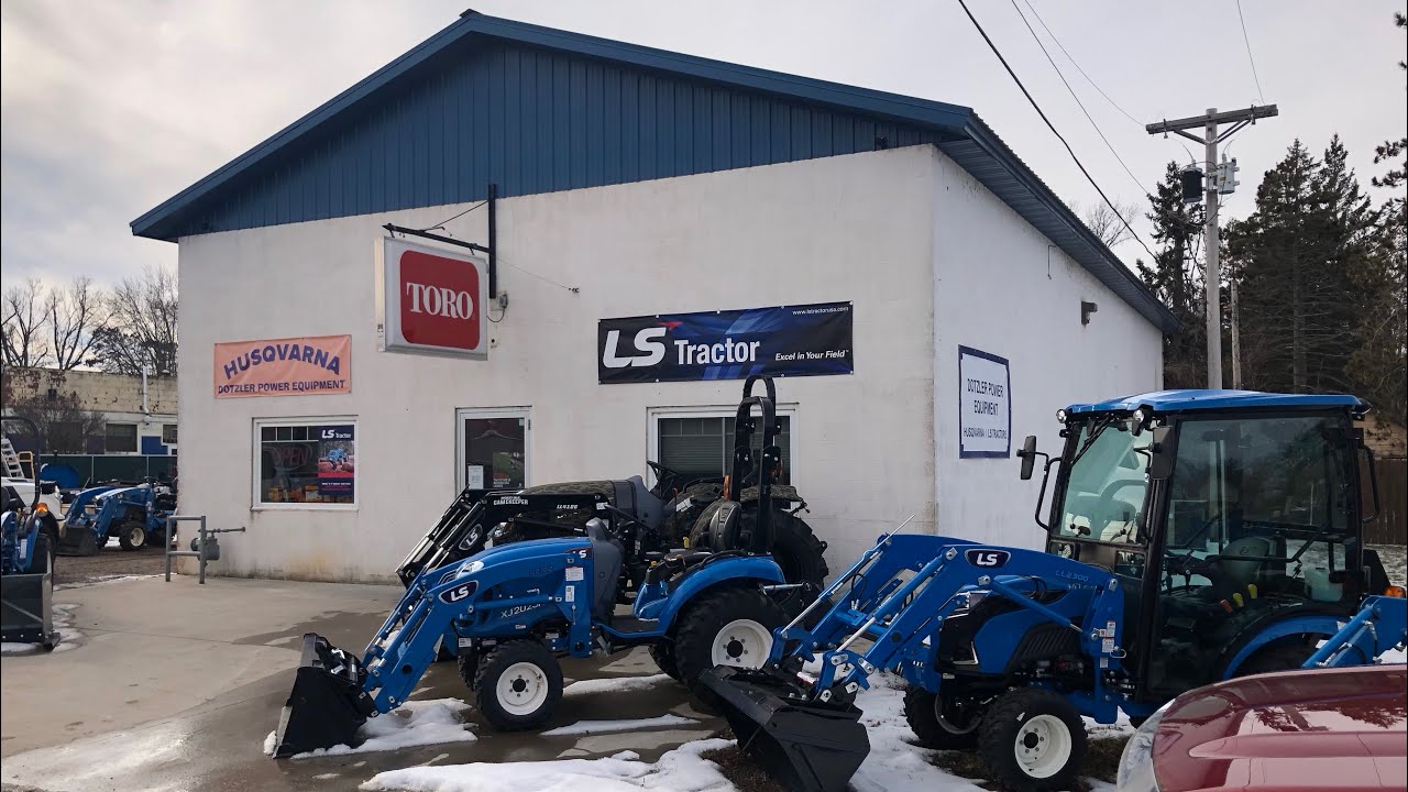 Road trip to LS Tractor dealer / Aitkin County Speedway tour. YouTube