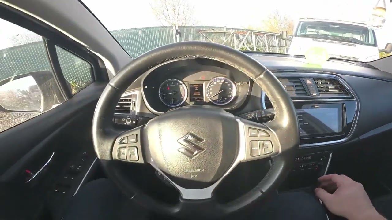 Suzuki SX4 S Cross (2013-2021) - Cómo activar y desactivar el horario de verano
