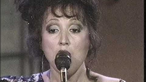 Kate and Anna McGarrigle with Maria Muldaur: The Work Song (1984)