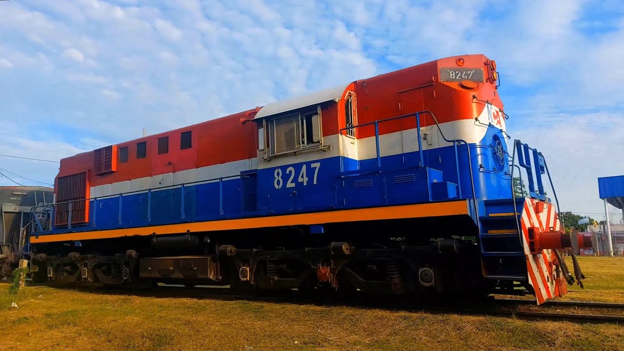 [4K] Tren cargado de NCA con la ALCo RSD16 8247 pasando por Marcos Juárez al amanecer!!!!!!