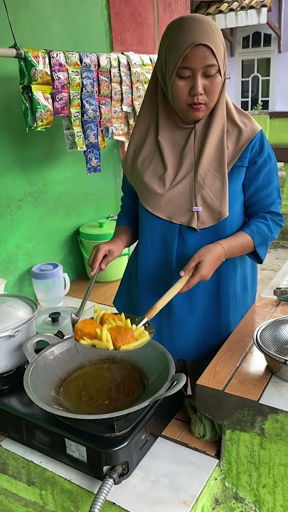 Asisten warung mini suka banget jajan menu viral