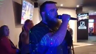 Luke Combs - 1,2 Many (Karaoke)