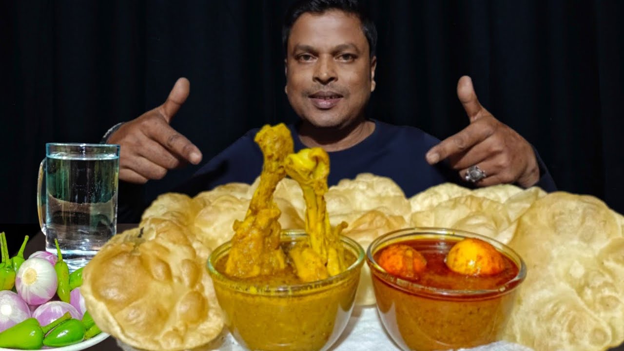 EATING SPICY DOI CHICKEN WITH SOFT LUCHI, SPICY EGG CURRY, ONION, CHILLI | MUKBANG