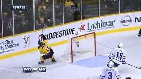 Craig Smith Misses Open Net Fail *FUNNY*