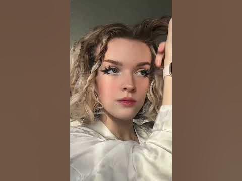 Прическа на кудрявых волосах☀️ - YouTube