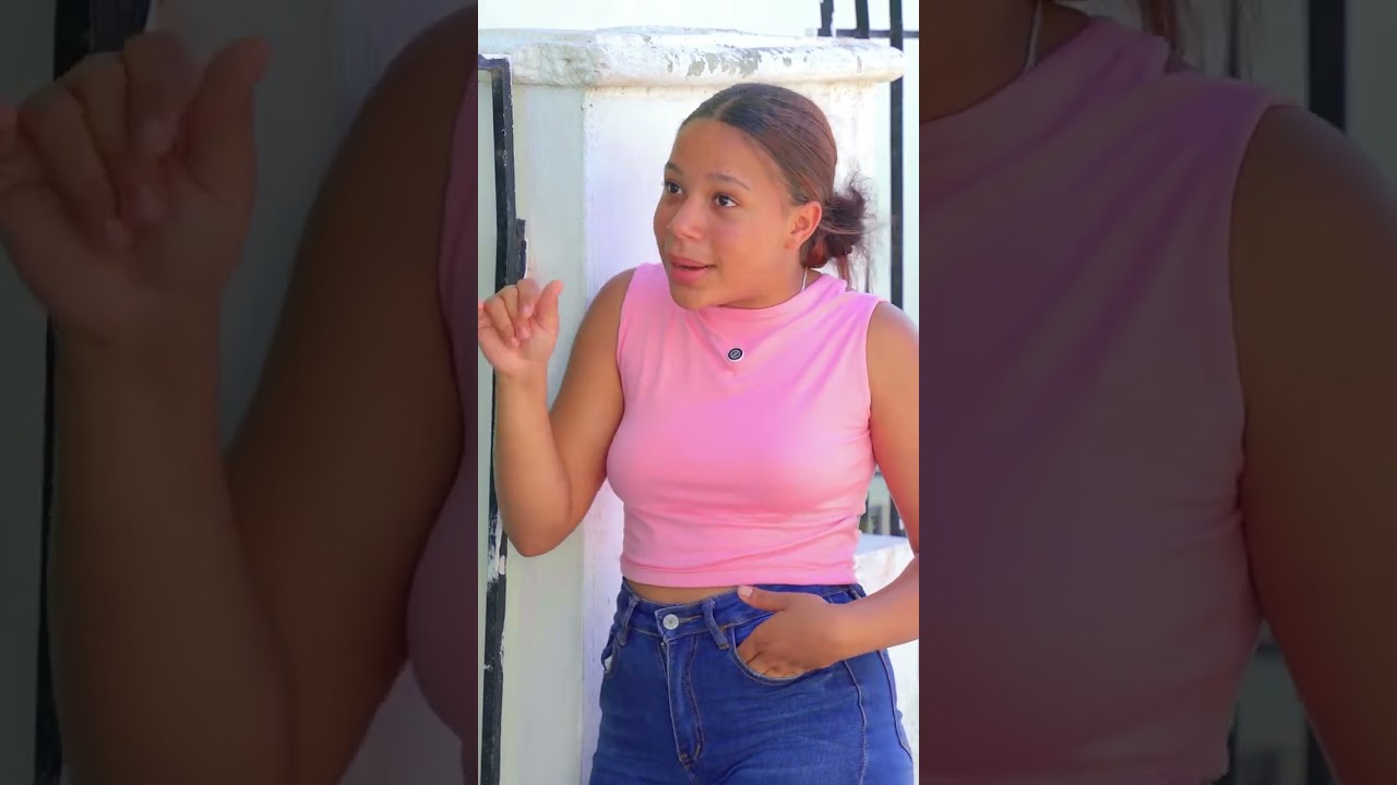 No le gustaba estar con su madre por que era pobre, y su padre rico. parte 1 