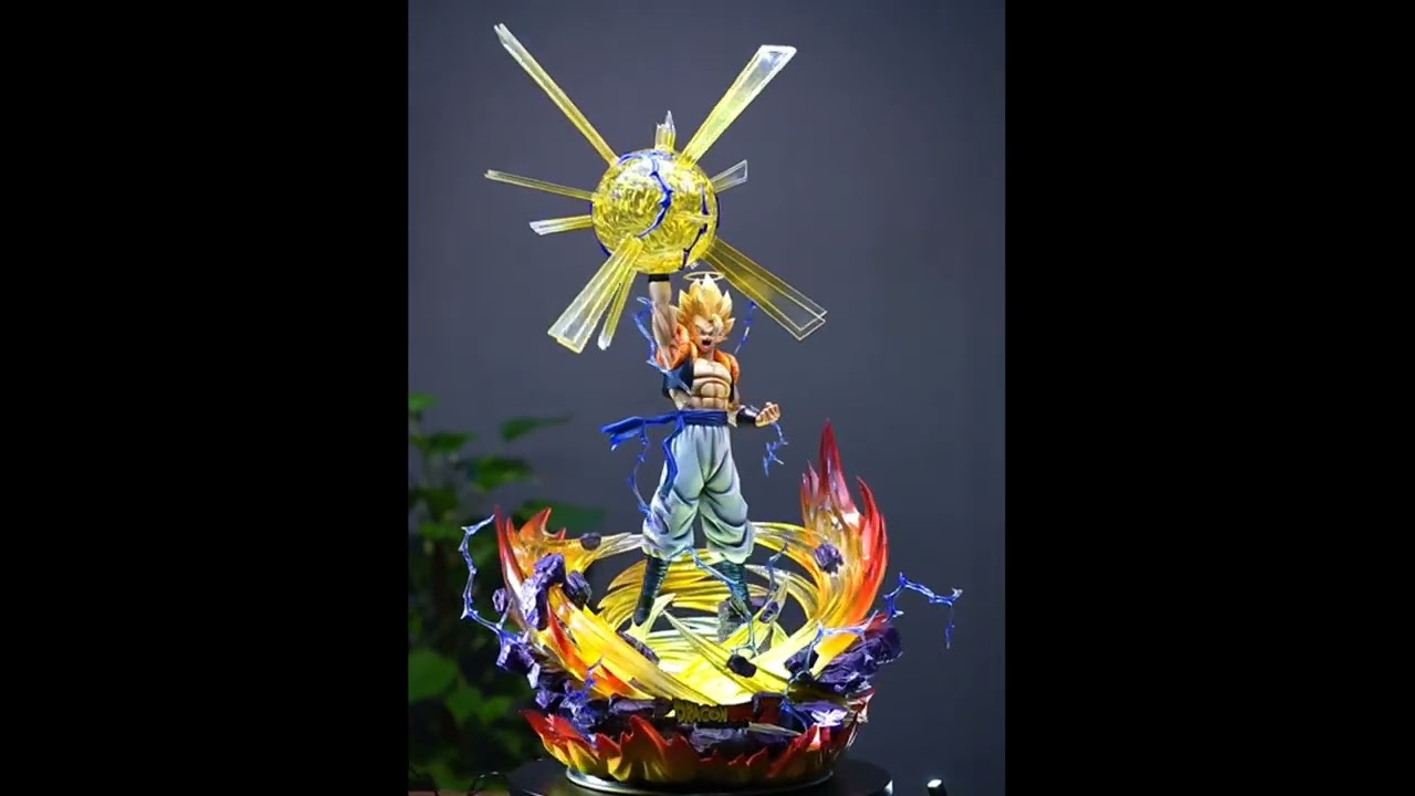 Figure Class UPC-03 Super Gogeta Statue