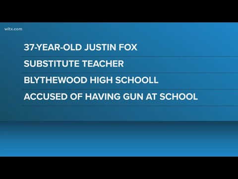 Substitute teacher arrested for gun at high school - YouTube