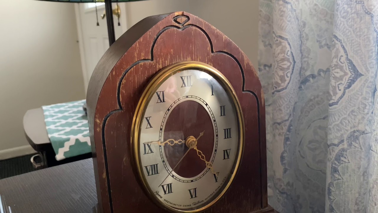 Hamilton and Revere R-953 electric clock chiming 9 AM and 9:15 AM