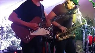 Matthew Belyeu guitar intro on 'Wakes'