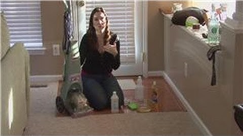 Housecleaning Tips : How to Clean Mold From Carpet