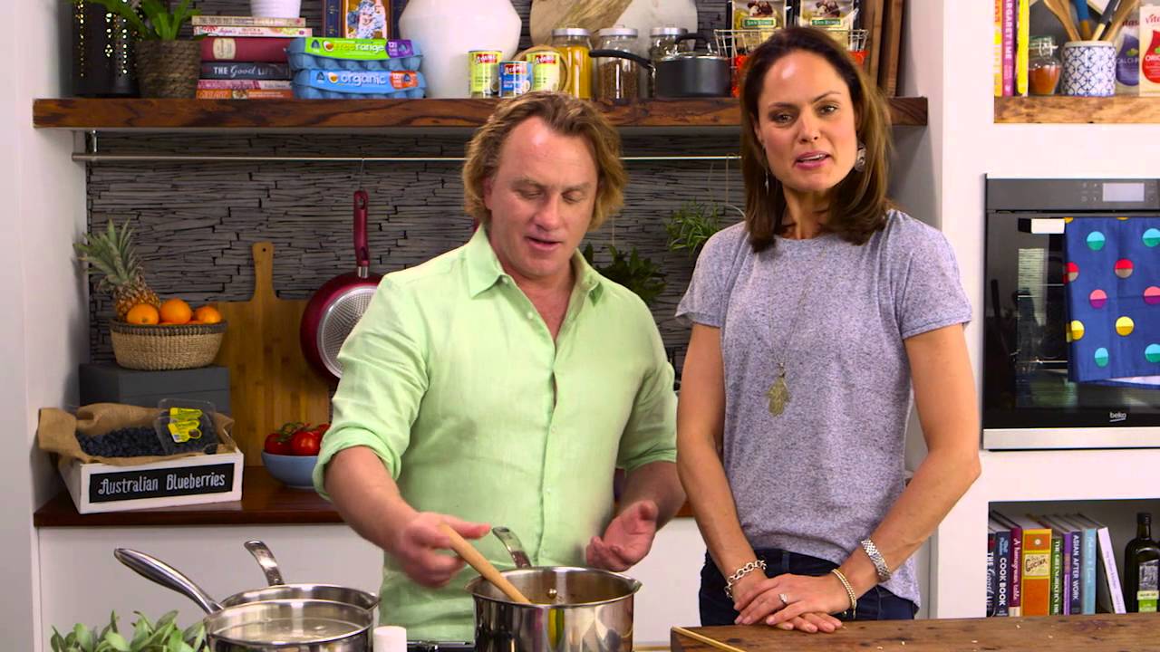 Adrian's Spicy Miso Ramen | Good Chef Bad Chef S8 E4 - YouTube